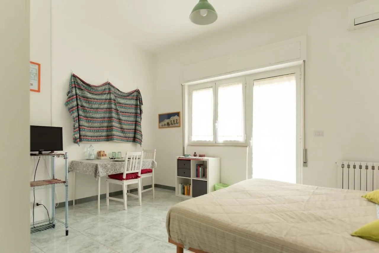 Archita Guest House Bari 3*,