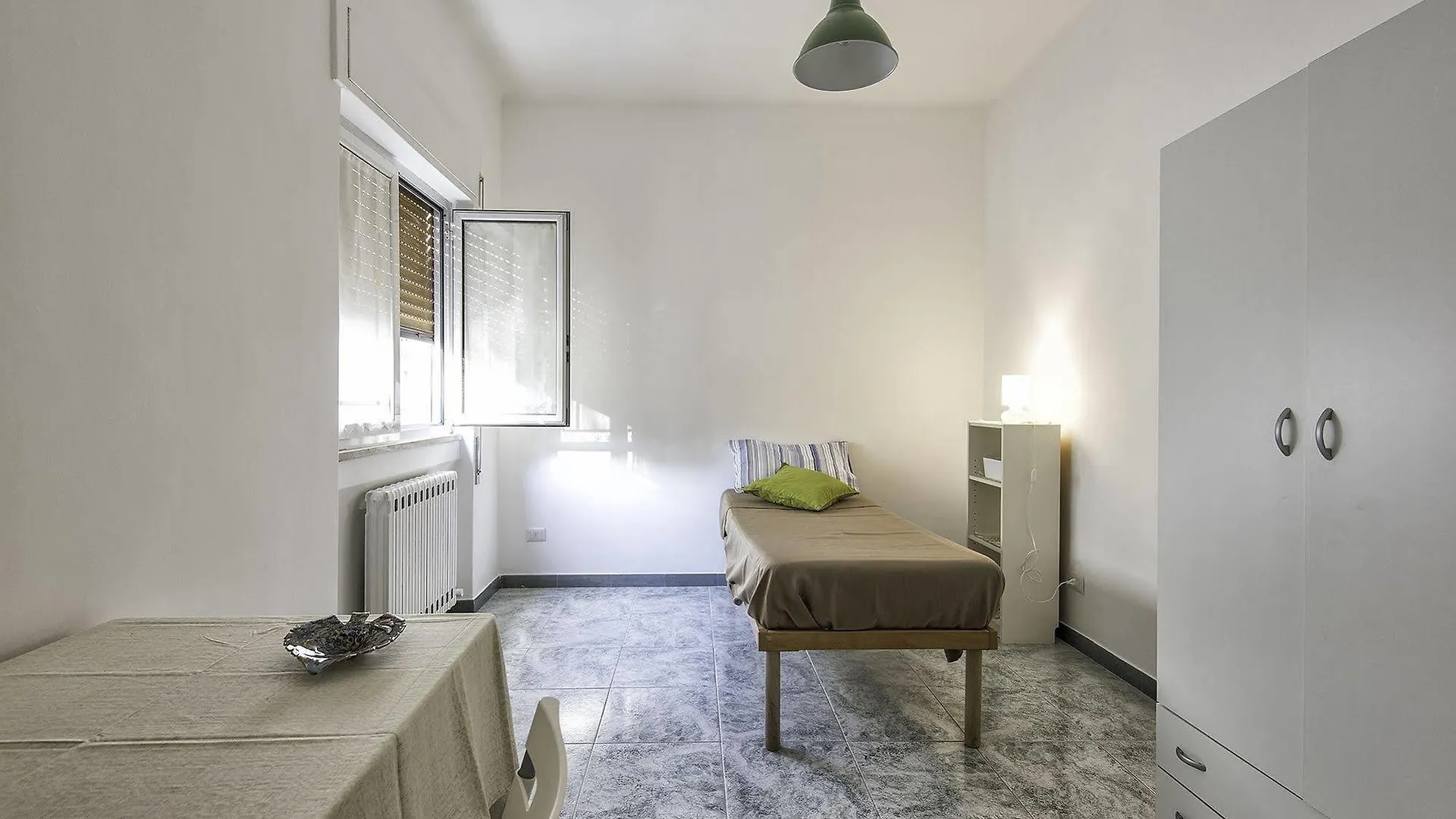 ***  Archita Guest House Bari Italia